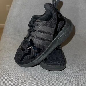 Slide on Toddler Boys Adidas size 7